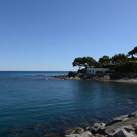 La Petite Hotel La Rouviere (Var)