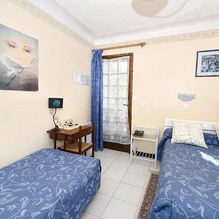 La Petite Hotel La Rouviere (Var)
