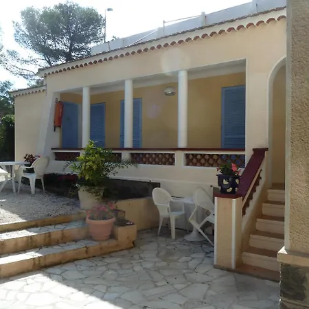 La Petite 2*
