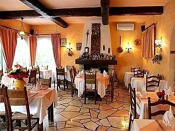 La Petite 2* La Rouviere (Var)